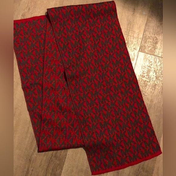 Michael KORS | MONOGRAM SCARF - Picture 1 of 1